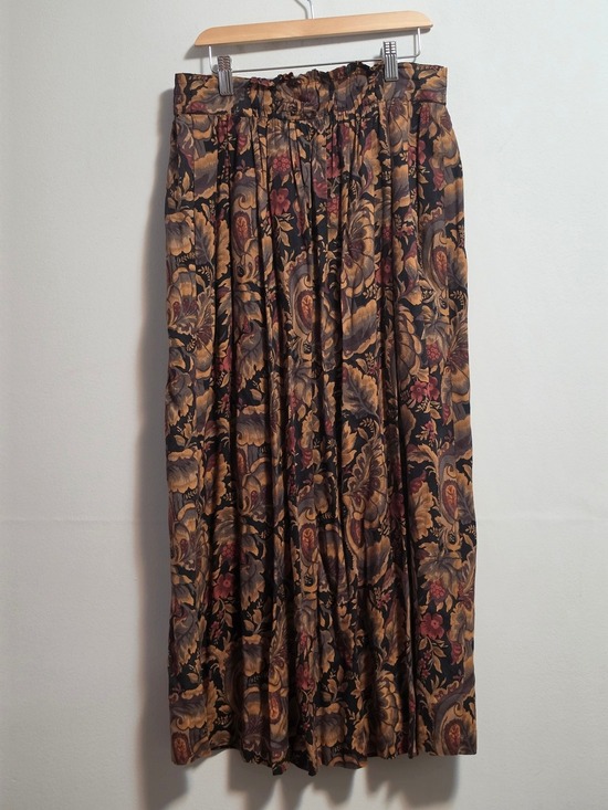 I.B.International Dresses & Skirts - Vintage Floral Midi Skirt